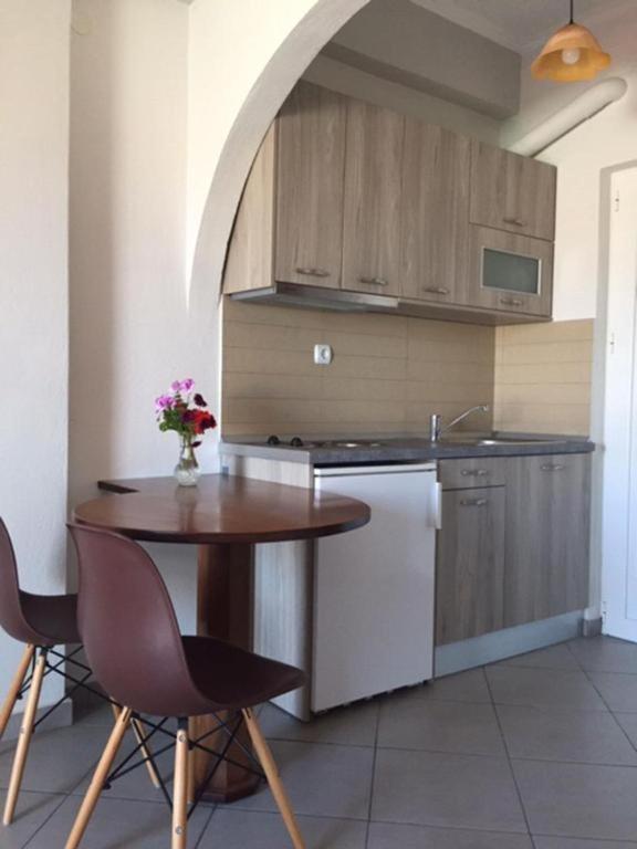 Апартаменты Christina Sea View Агиос-Константинос Экстерьер фото