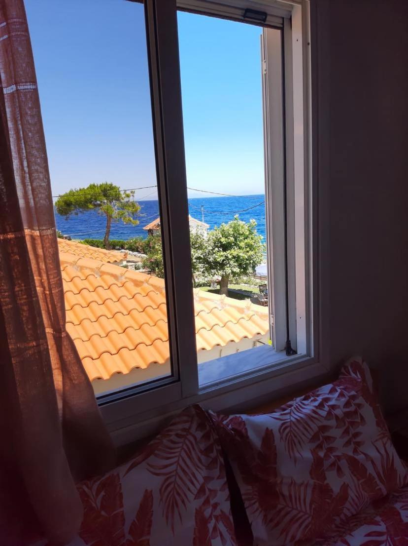 Апартаменты Christina Sea View Агиос-Константинос Экстерьер фото