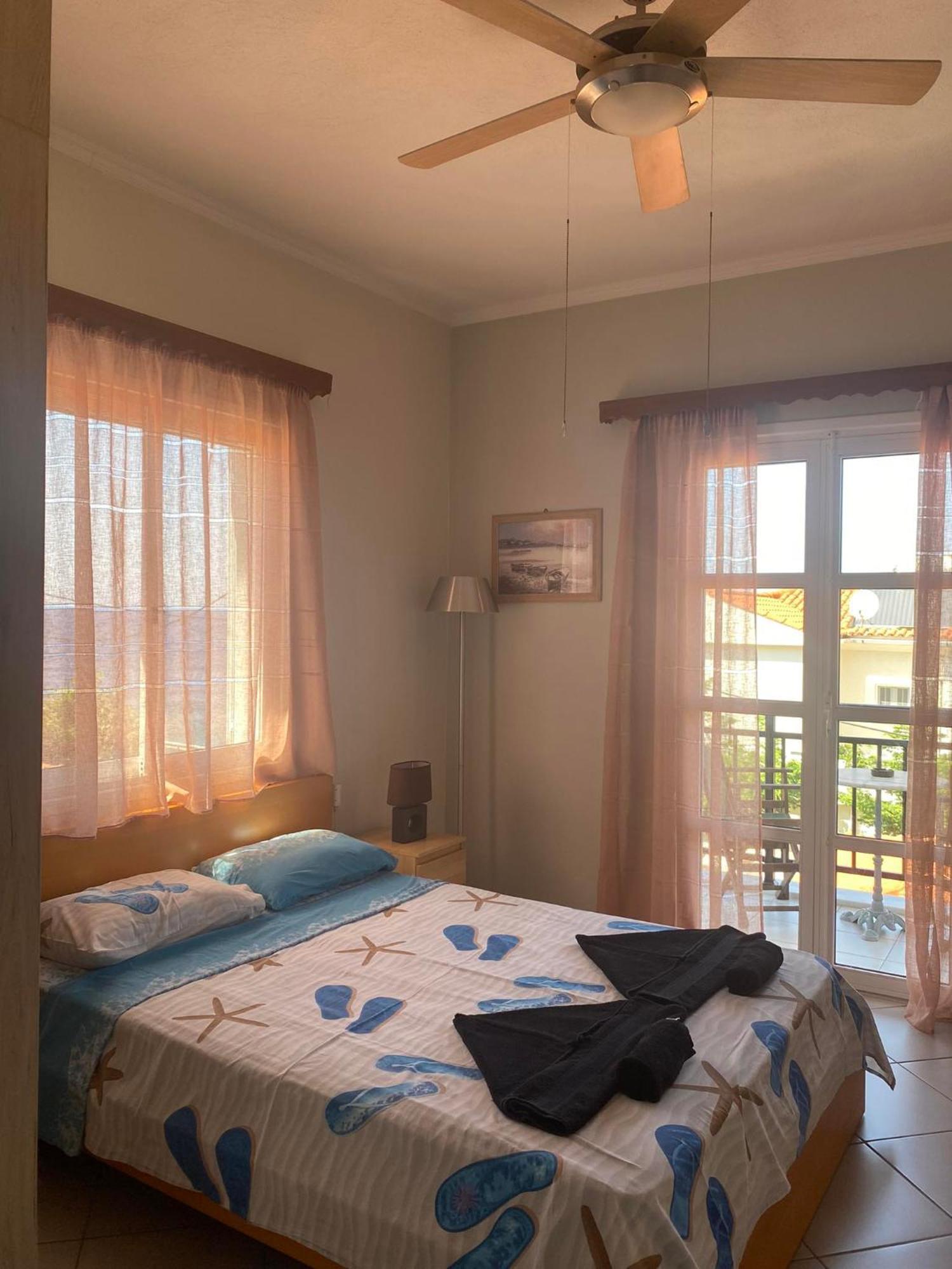 Апартаменты Christina Sea View Агиос-Константинос Экстерьер фото